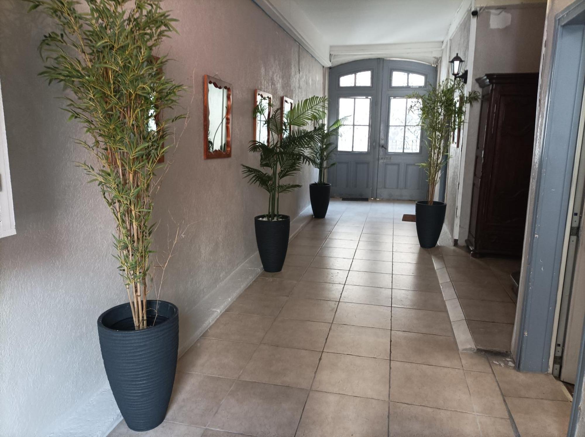 Saëns 6-T3 avec garage privé optionnel-Centre historique et plages à 16km ! Béziers Exterior foto
